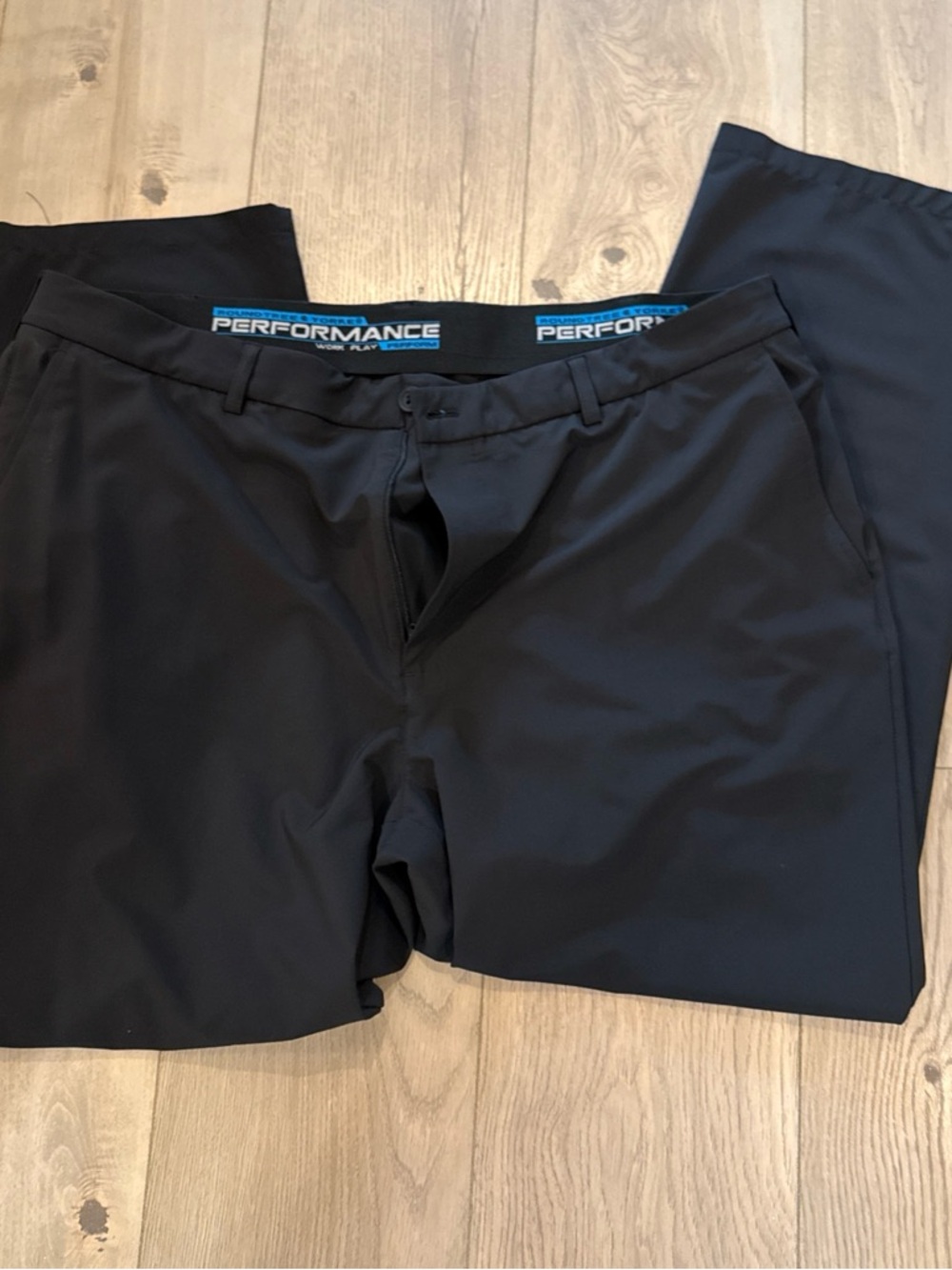 Men's Roundtree  Yorke Performance Work Play Straight  Flat Front Pants 42x30